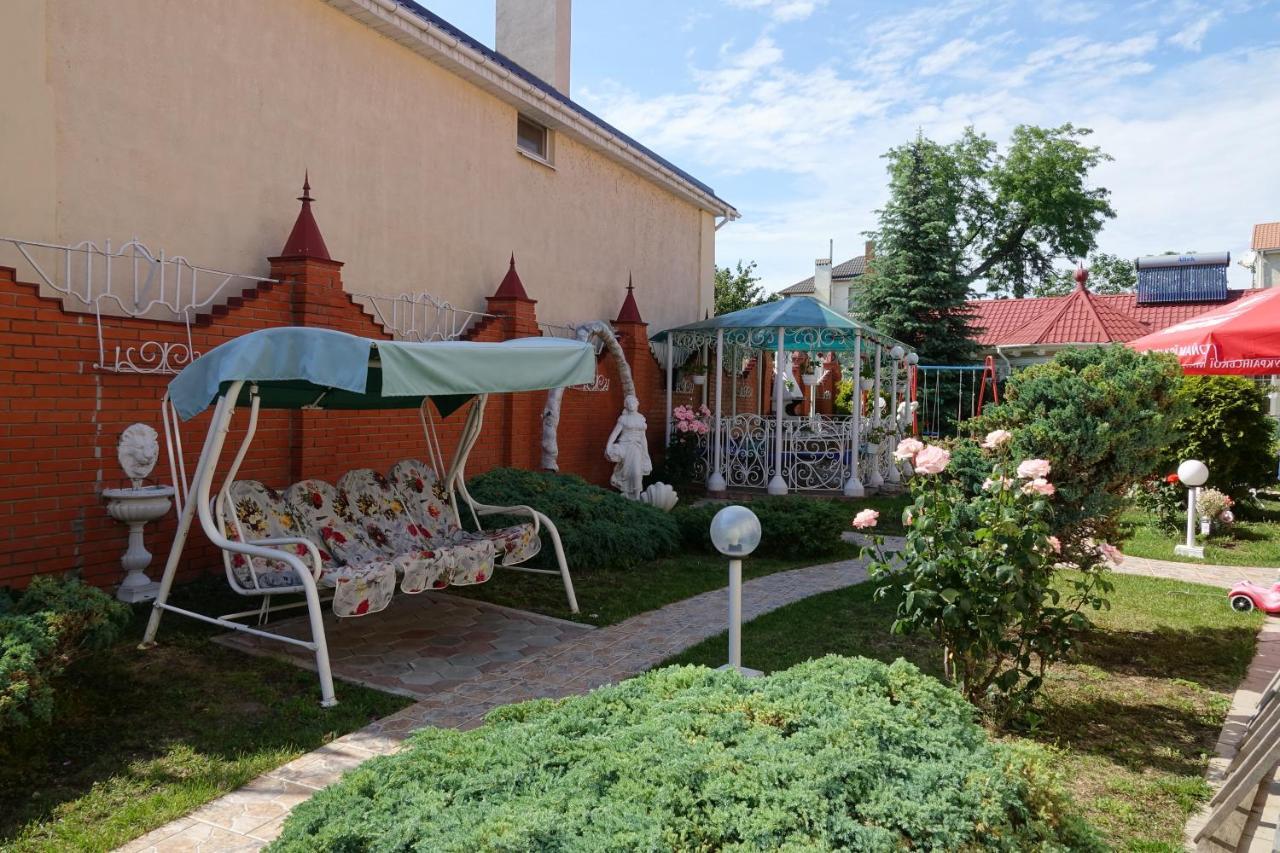 White House Apartments Odessa Luaran gambar
