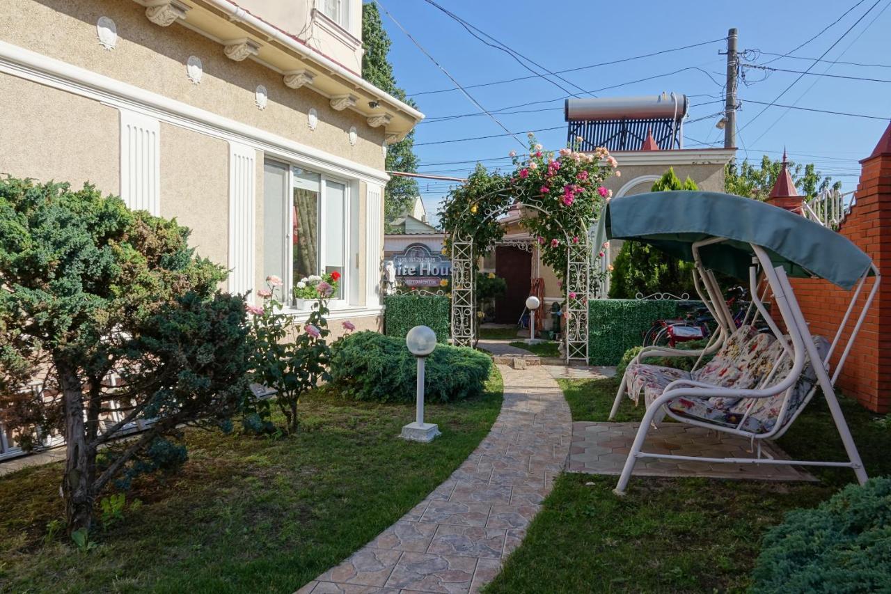 White House Apartments Odessa Luaran gambar