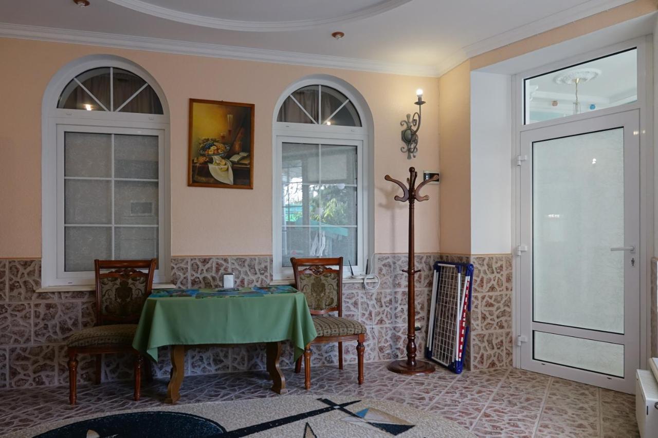 White House Apartments Odessa Luaran gambar