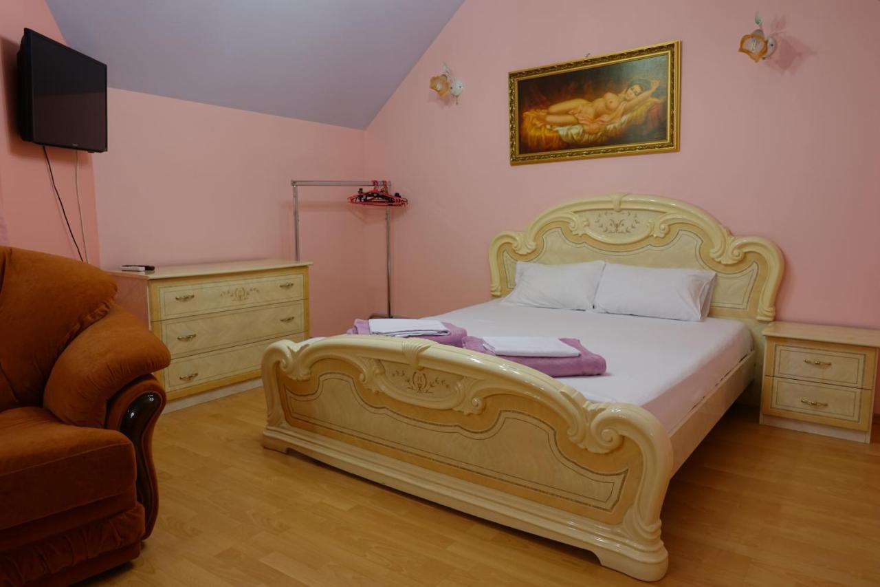 White House Apartments Odessa Luaran gambar