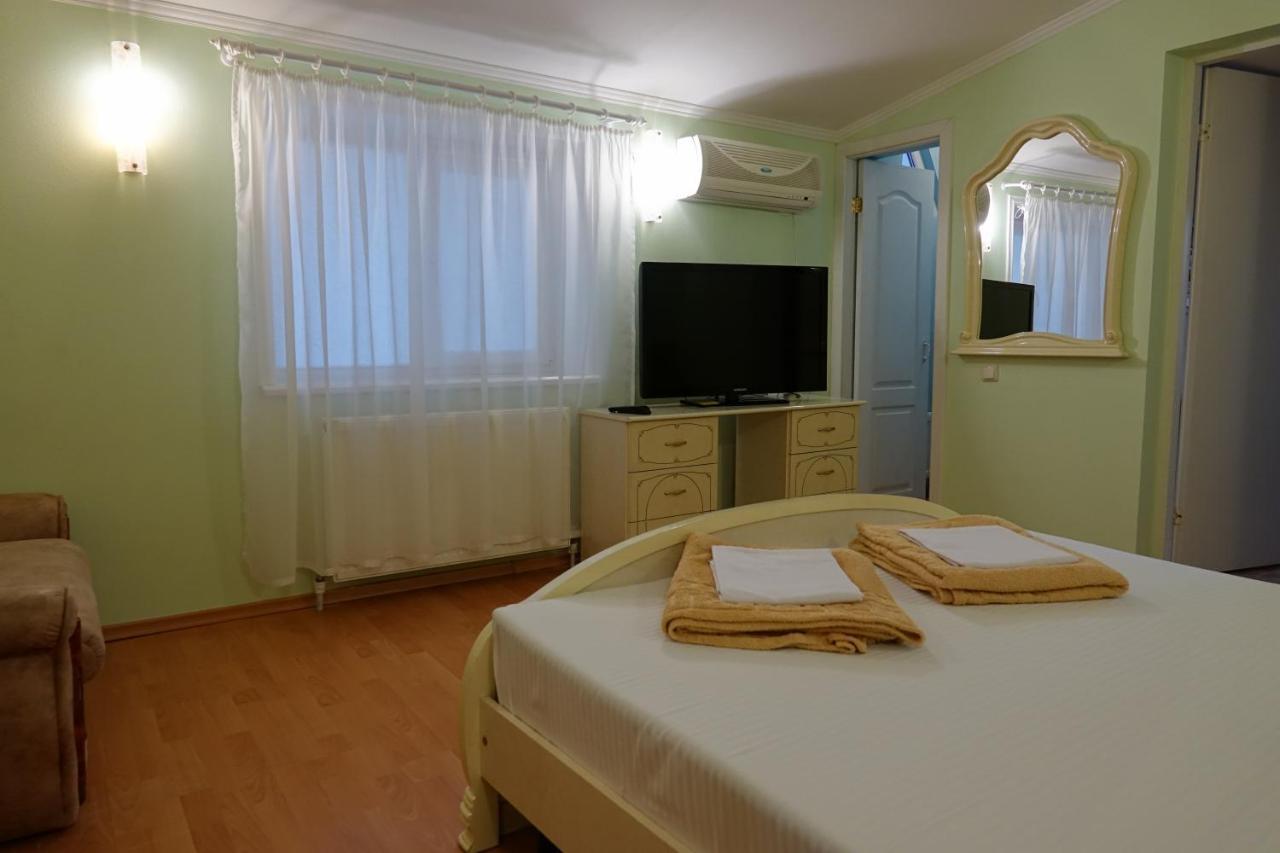 White House Apartments Odessa Luaran gambar