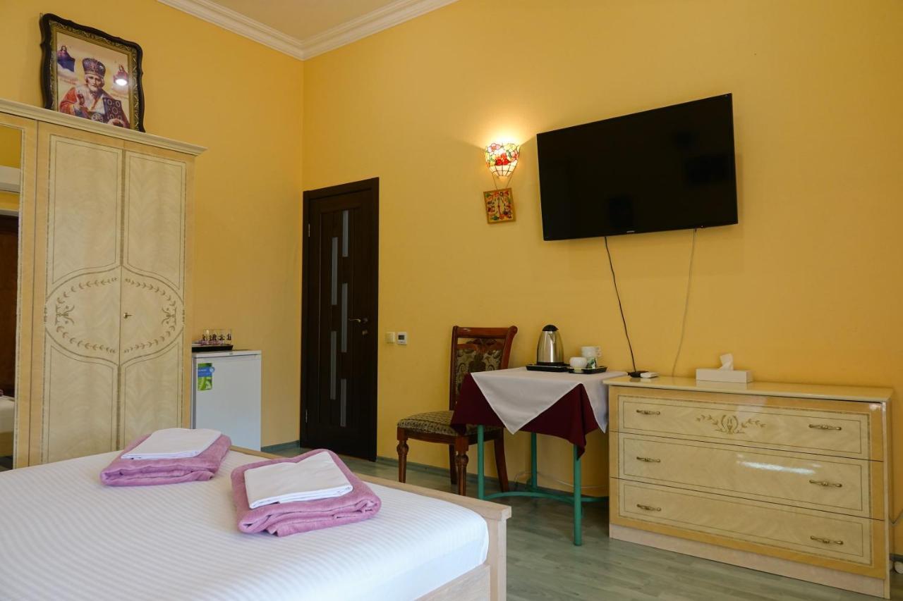 White House Apartments Odessa Luaran gambar